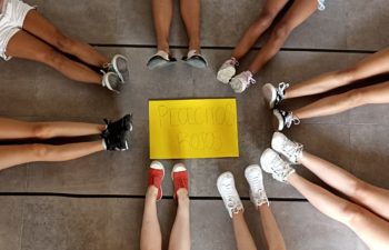 jovenes se mojan por guatemala